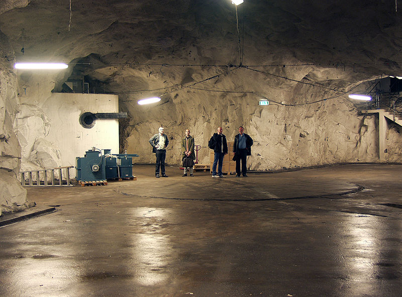 Illustration for article titled Swedish Nuclear Bunker Transmogrified Into Data Center Fit For Bond